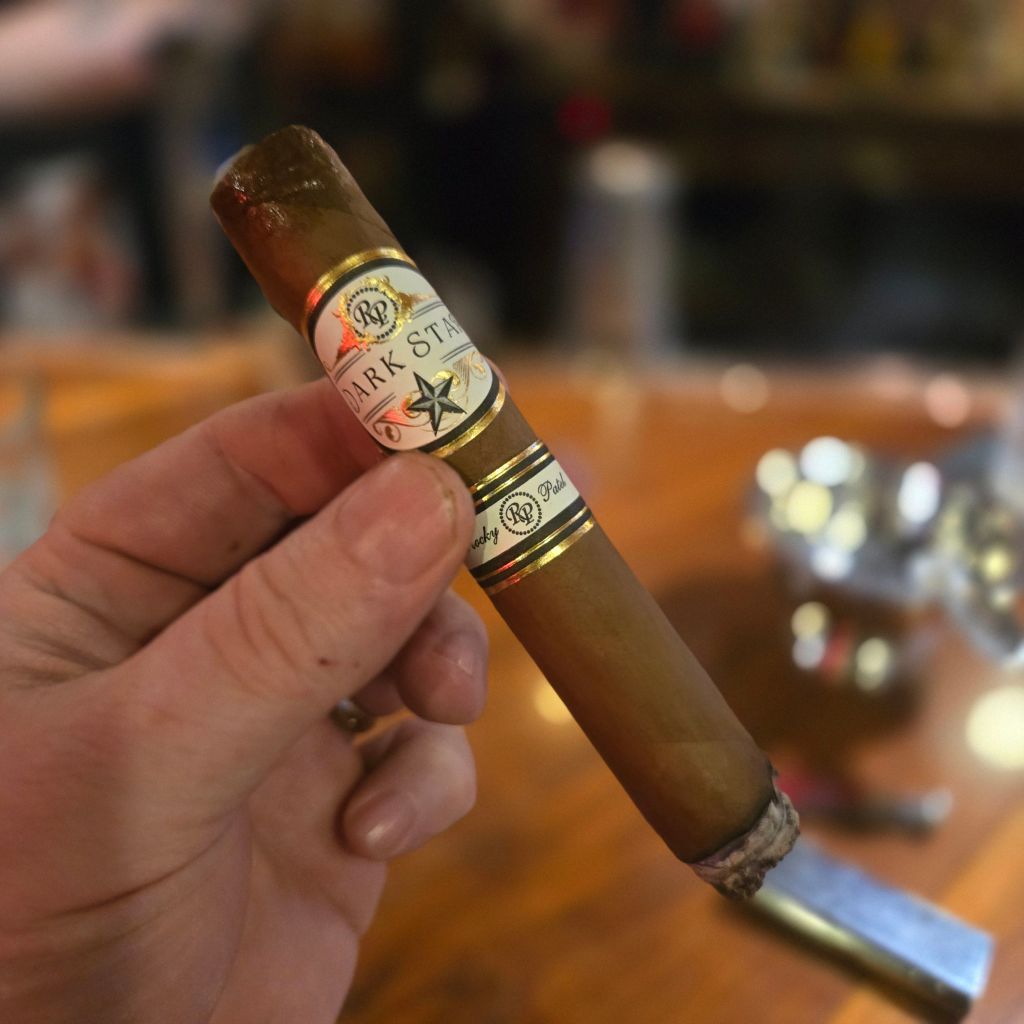 Dark Star Robusto