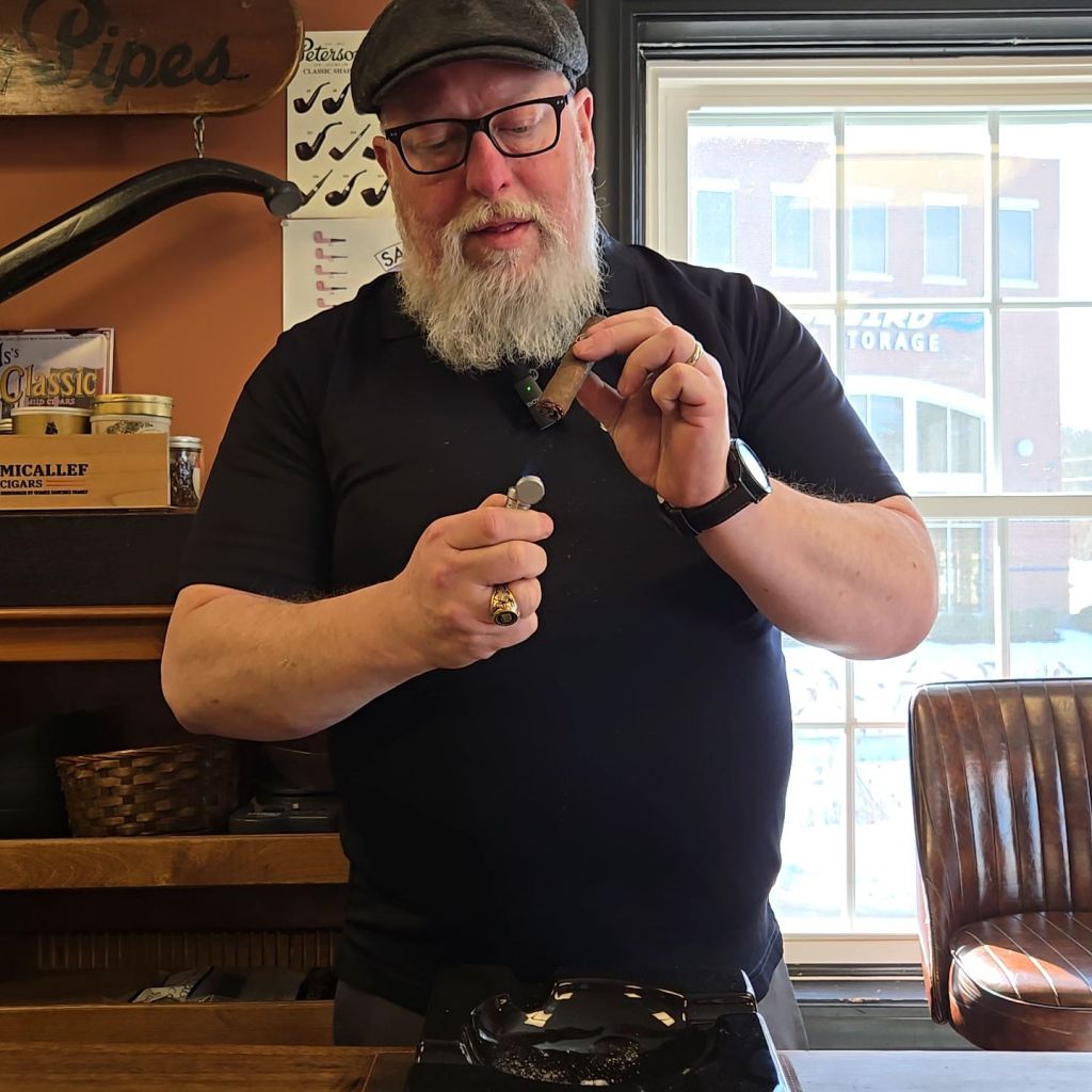 How to Relight a&nbsp;Cigar